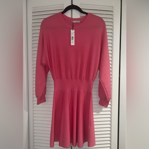 NWT Alice & Olivia Murray Dress in Calypso Pink - Picture 5 of 6